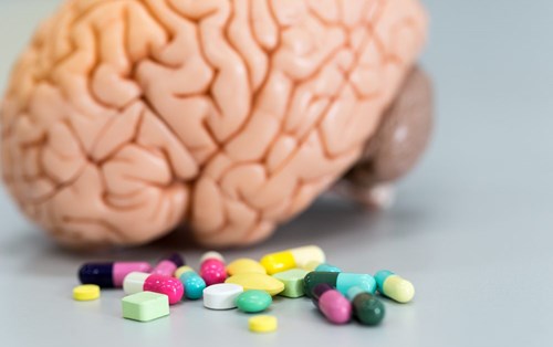 Lạm dụng một số loại thuốc kháng sinh có thể làm tăng nguy cơ mắc bệnh Parkinson
