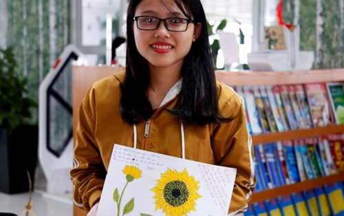 Sinh viên ĐH Đông Á gửi thông điệp yêu thương đến bệnh nhi ung thư